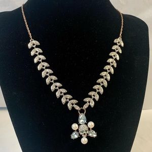 Betsey Johnson Vintage Luxe Skull Necklace Beautiful Pearl & Rhinestone look